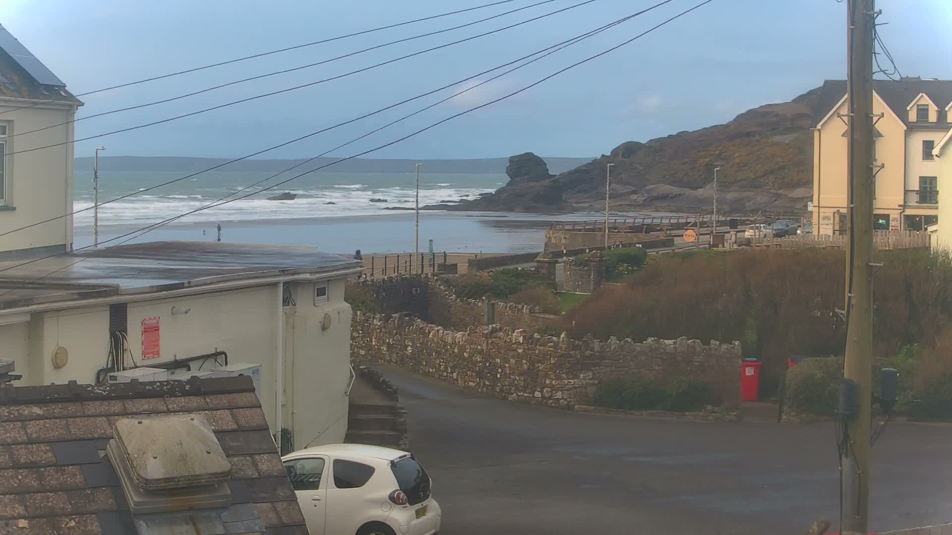 Broad Haven, Beach East View Live Cam - The Havens, Pembrokeshire, Dyfed, Wales, United Kingdom