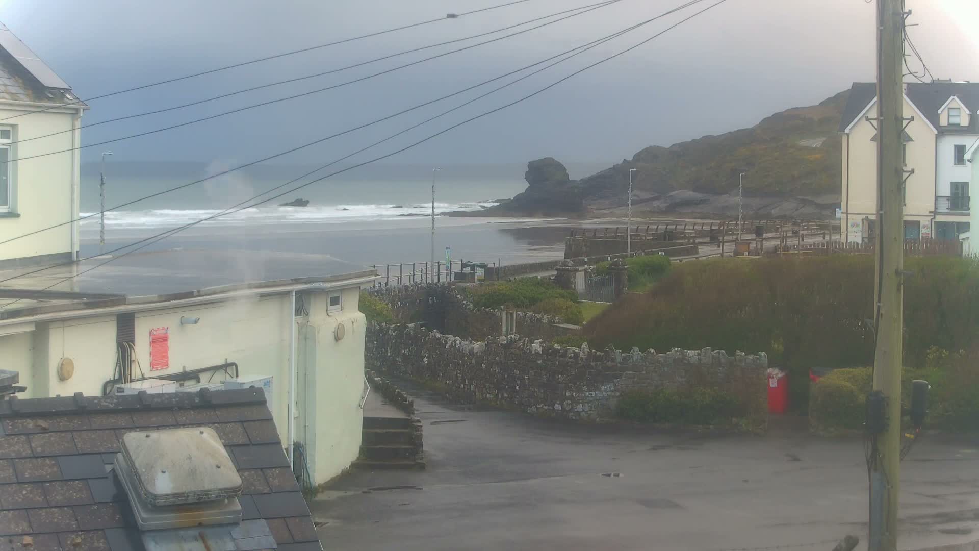 Broad Haven, Beach East View Live Cam - The Havens, Pembrokeshire, Dyfed, Wales, United Kingdom