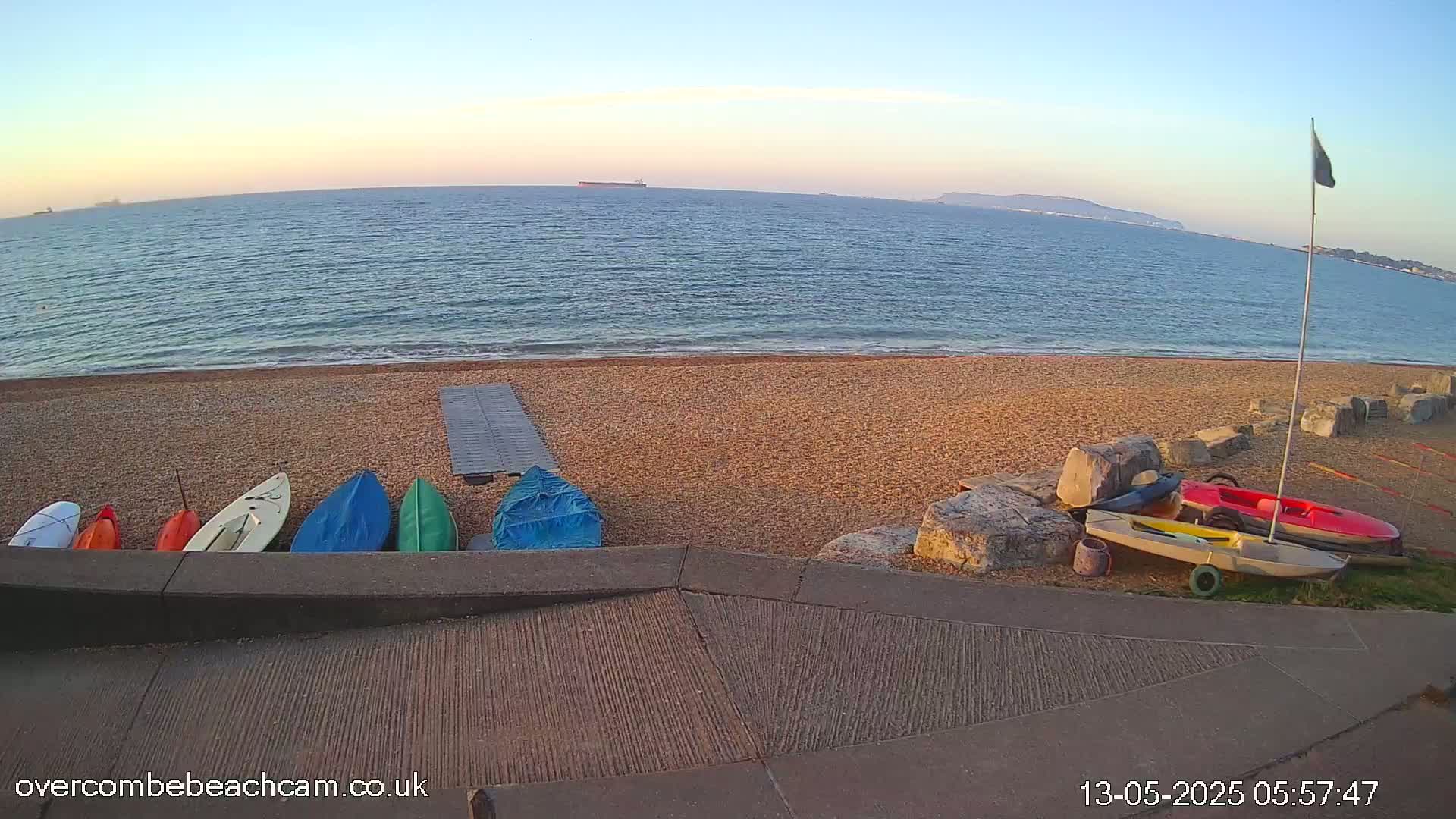 Overcombe - Weymouth Beach Live Cam - Weymouth, Dorset, South West, England, United Kingdom