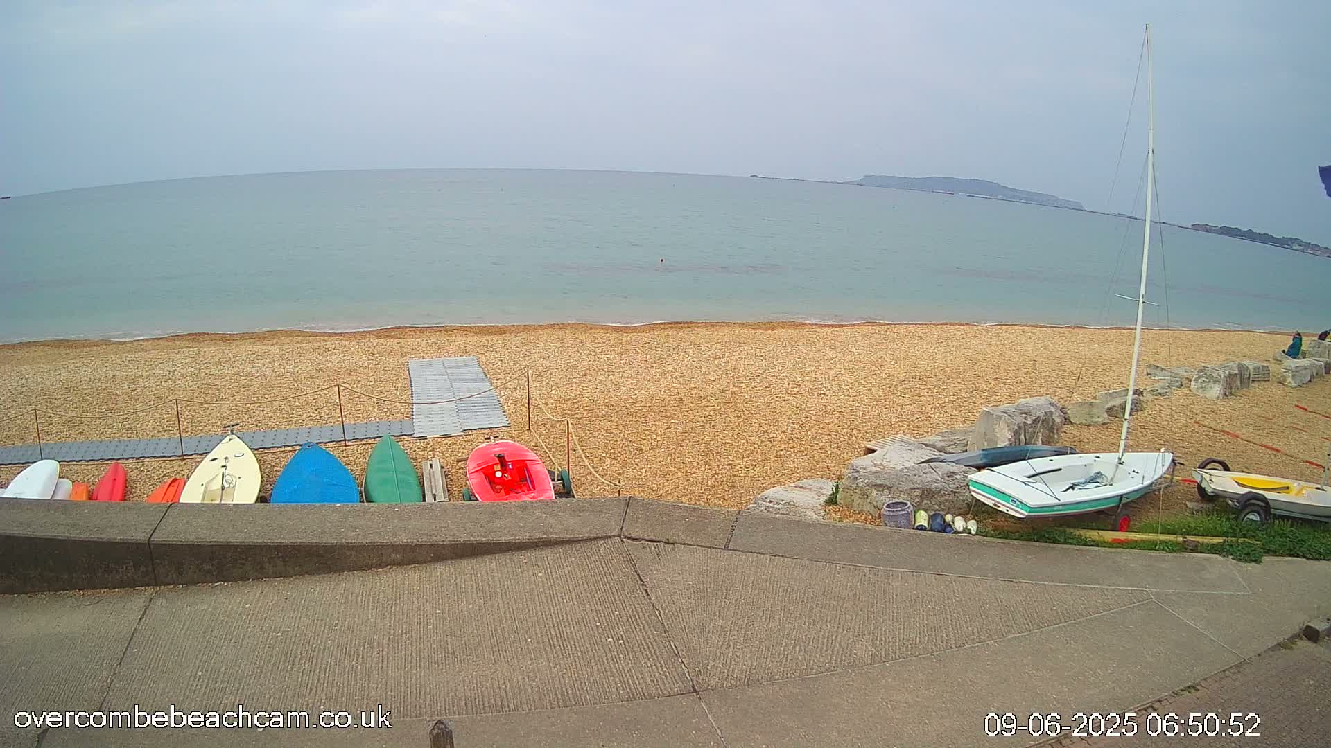 Overcombe - Weymouth Beach Live Cam - Weymouth, Dorset, South West, England, United Kingdom