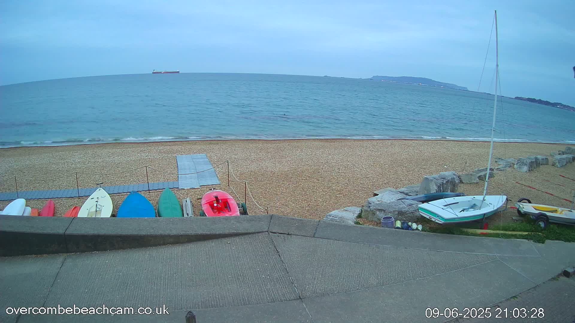 Overcombe - Weymouth Beach Live Cam - Weymouth, Dorset, South West, England, United Kingdom