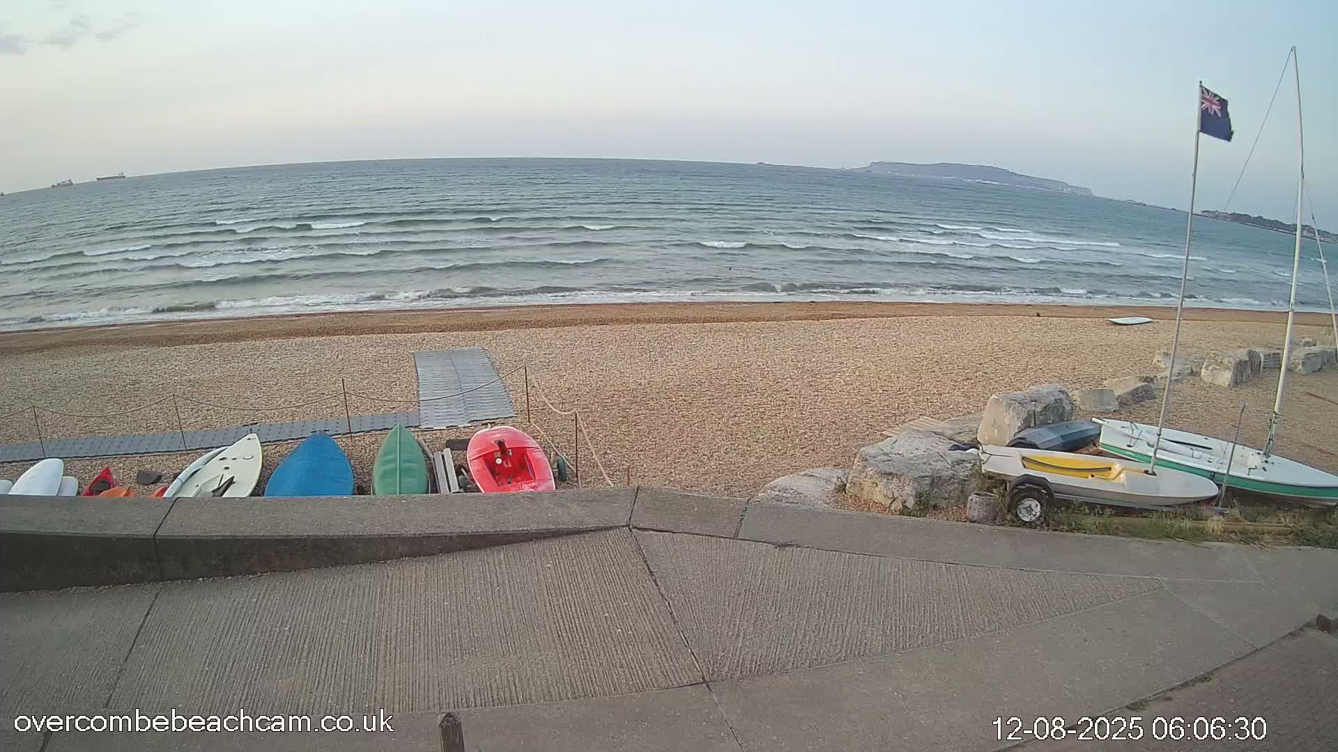 Overcombe - Weymouth Beach Live Cam - Weymouth, Dorset, South West, England, United Kingdom