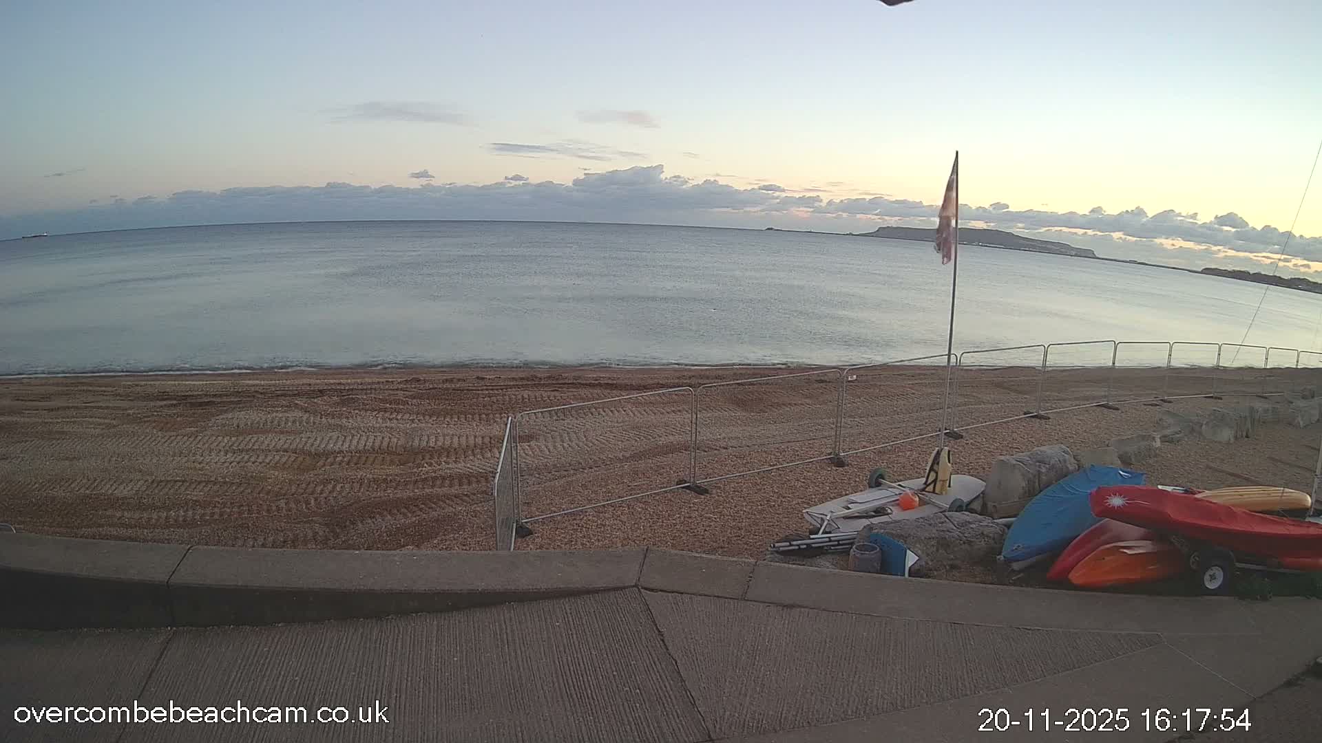 Overcombe - Weymouth Beach Live Cam - Weymouth, Dorset, South West, England, United Kingdom
