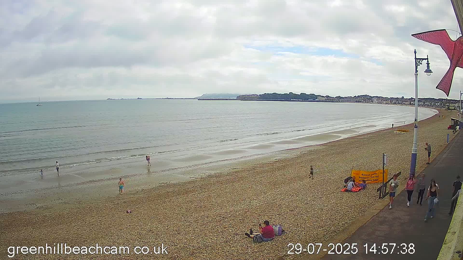 Greenhill - Weymouth Beach Live Cam - Weymouth, Dorset, South West, England, United Kingdom