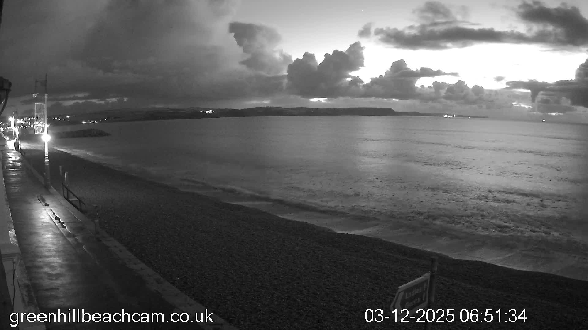 Greenhill - Weymouth Beach Live Cam - Weymouth, Dorset, South West, England, United Kingdom