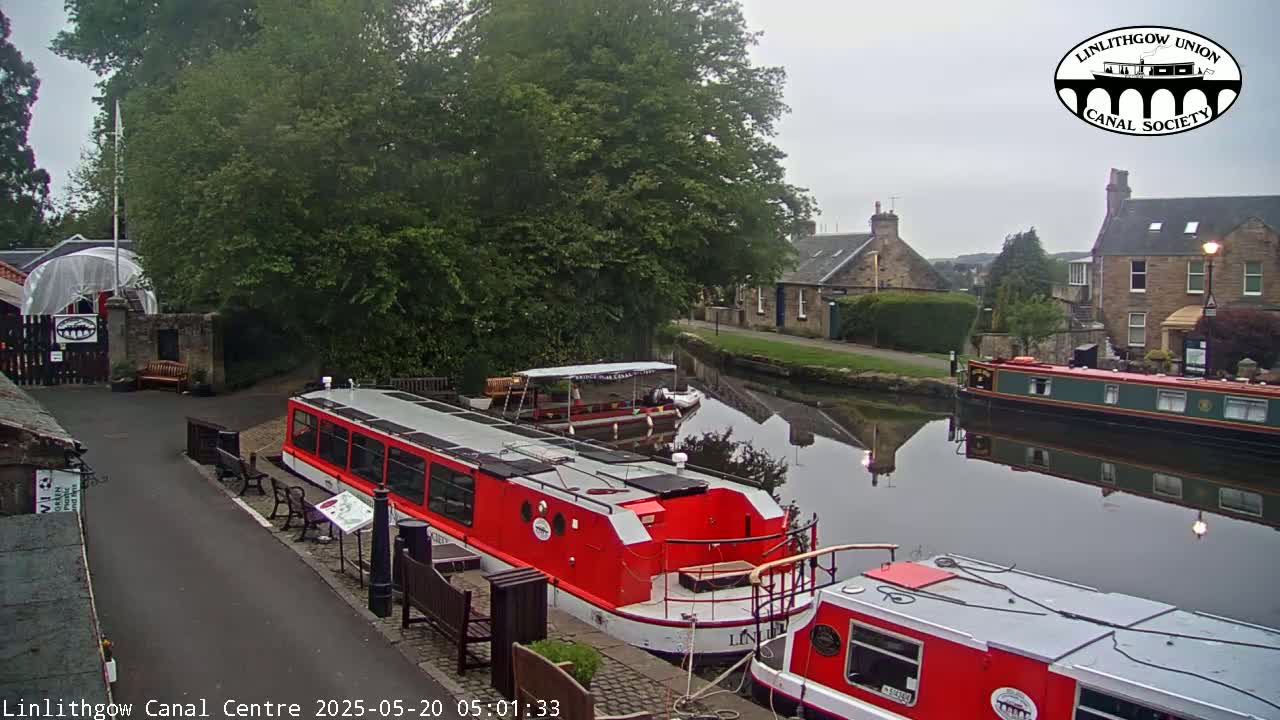 Linlithgow Union Canal Centre Live Cam - Linlithgow, West Lothian, Scotland, United Kingdom