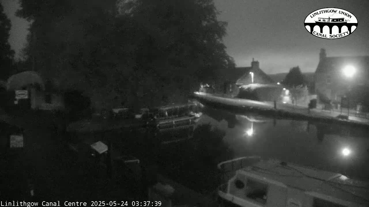 Linlithgow Union Canal Centre Live Cam - Linlithgow, West Lothian, Scotland, United Kingdom