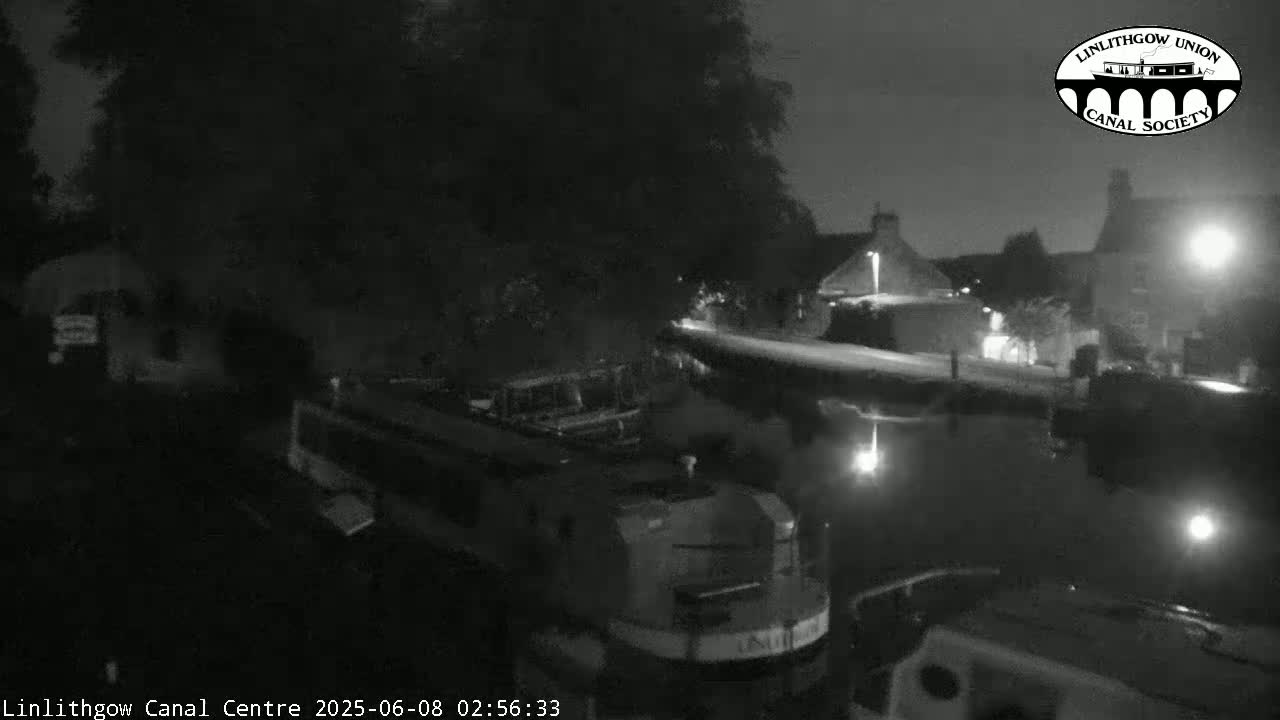 Linlithgow Union Canal Centre Live Cam - Linlithgow, West Lothian, Scotland, United Kingdom