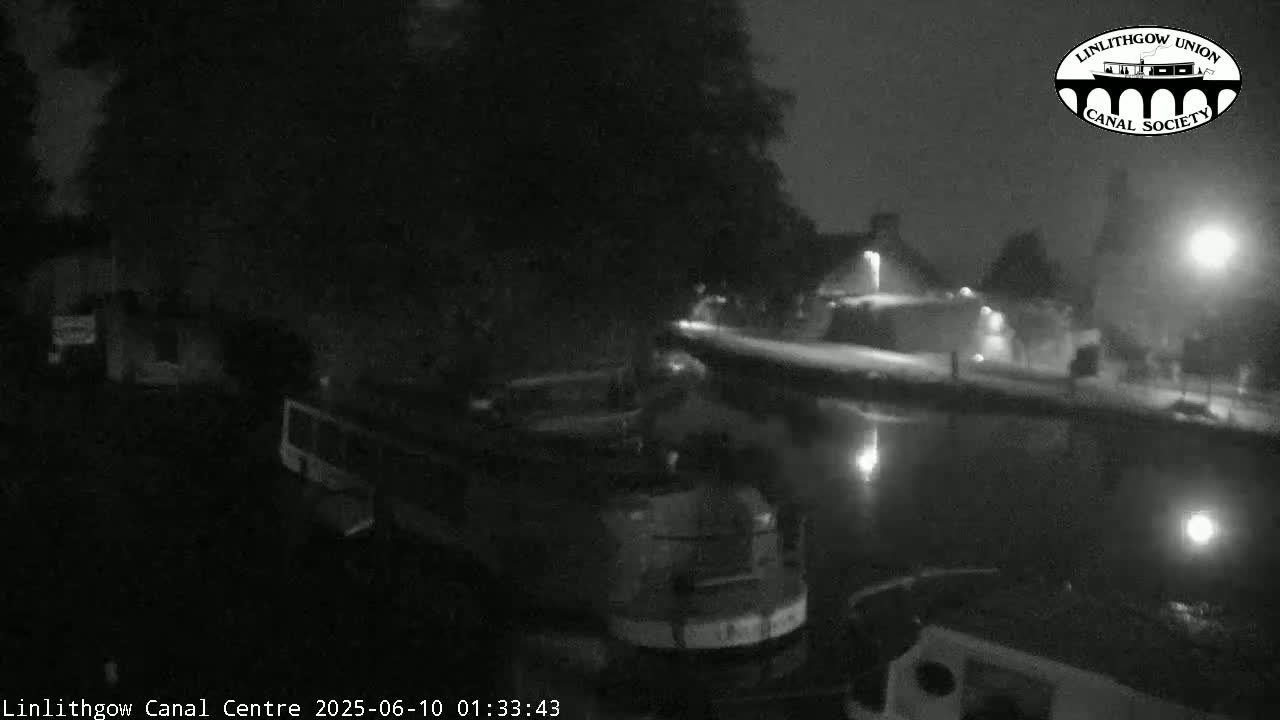 Linlithgow Union Canal Centre Live Cam - Linlithgow, West Lothian, Scotland, United Kingdom