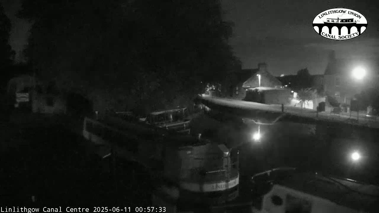 Linlithgow Union Canal Centre Live Cam - Linlithgow, West Lothian, Scotland, United Kingdom