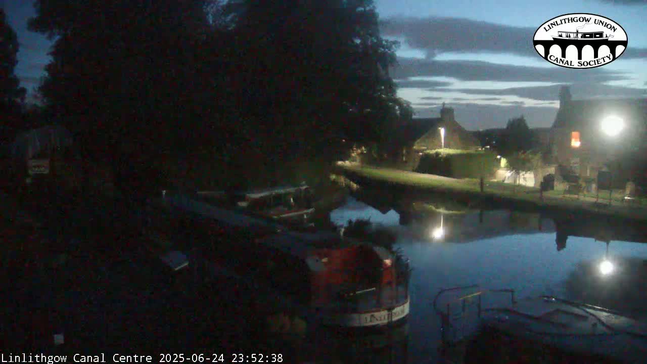 Linlithgow Union Canal Centre Live Cam - Linlithgow, West Lothian, Scotland, United Kingdom