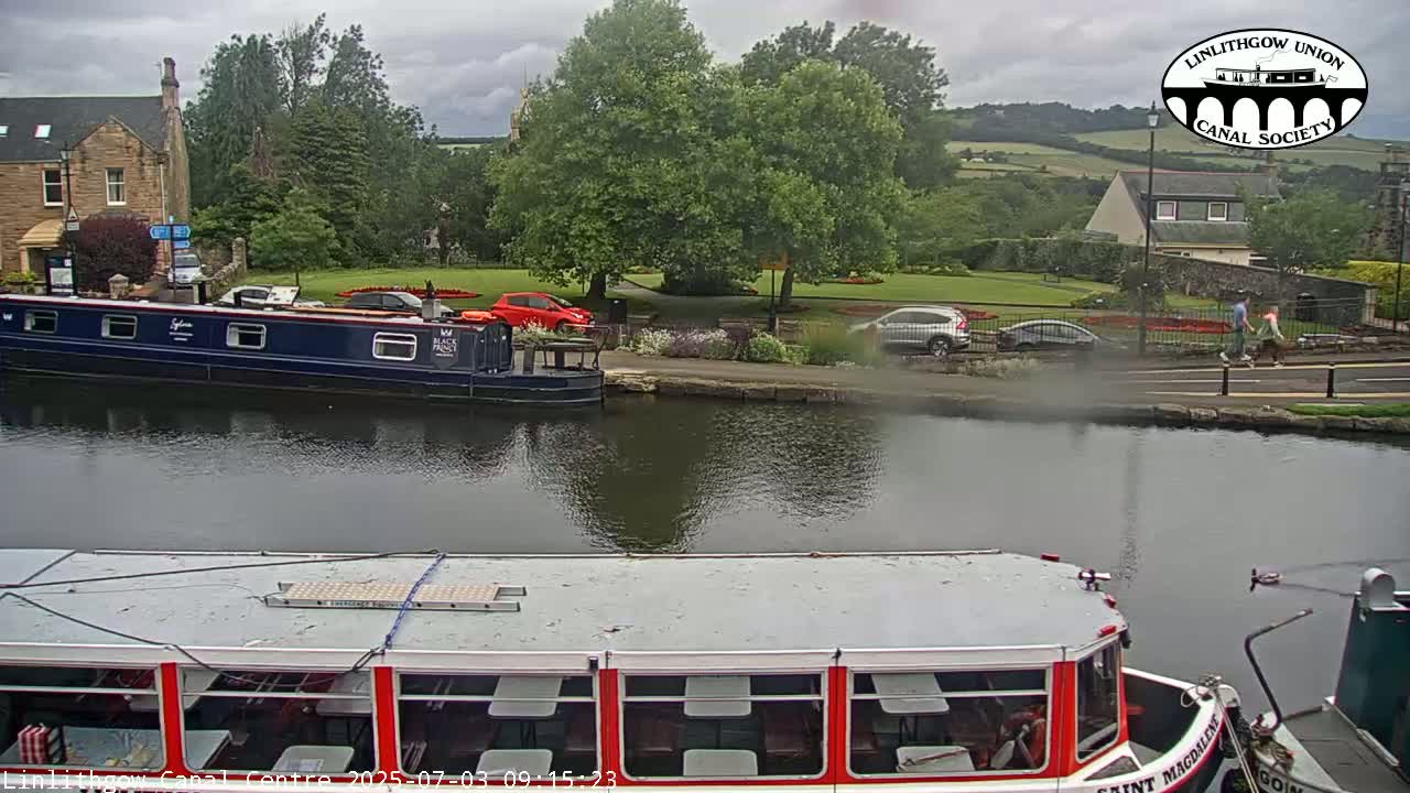 Linlithgow Union Canal Centre Live Cam - Linlithgow, West Lothian, Scotland, United Kingdom