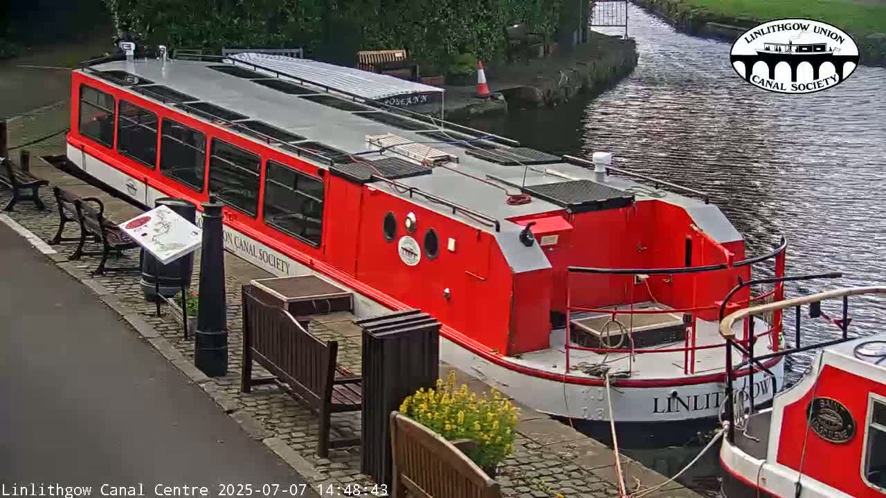 Linlithgow Union Canal Centre Live Cam - Linlithgow, West Lothian, Scotland, United Kingdom