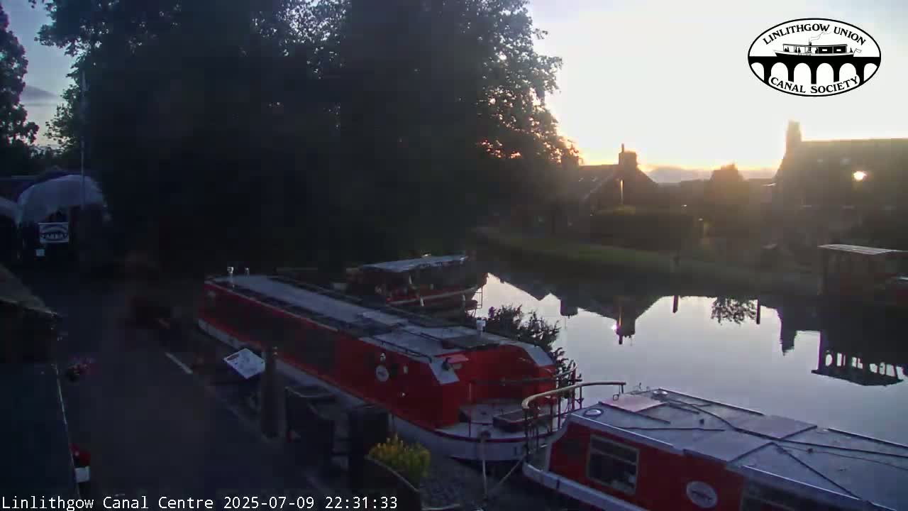 Linlithgow Union Canal Centre Live Cam - Linlithgow, West Lothian, Scotland, United Kingdom