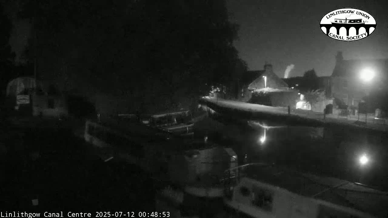 Linlithgow Union Canal Centre Live Cam - Linlithgow, West Lothian, Scotland, United Kingdom