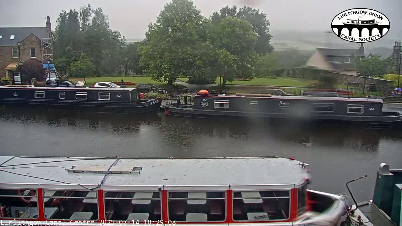 Linlithgow Union Canal Centre Live Cam - Linlithgow, West Lothian, Scotland, United Kingdom