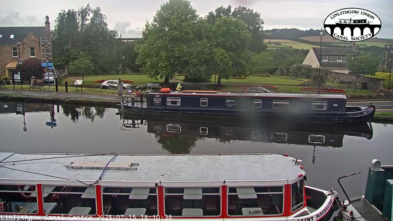 Linlithgow Union Canal Centre Live Cam - Linlithgow, West Lothian, Scotland, United Kingdom