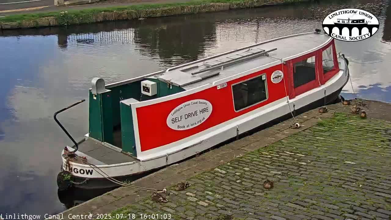 Linlithgow Union Canal Centre Live Cam - Linlithgow, West Lothian, Scotland, United Kingdom
