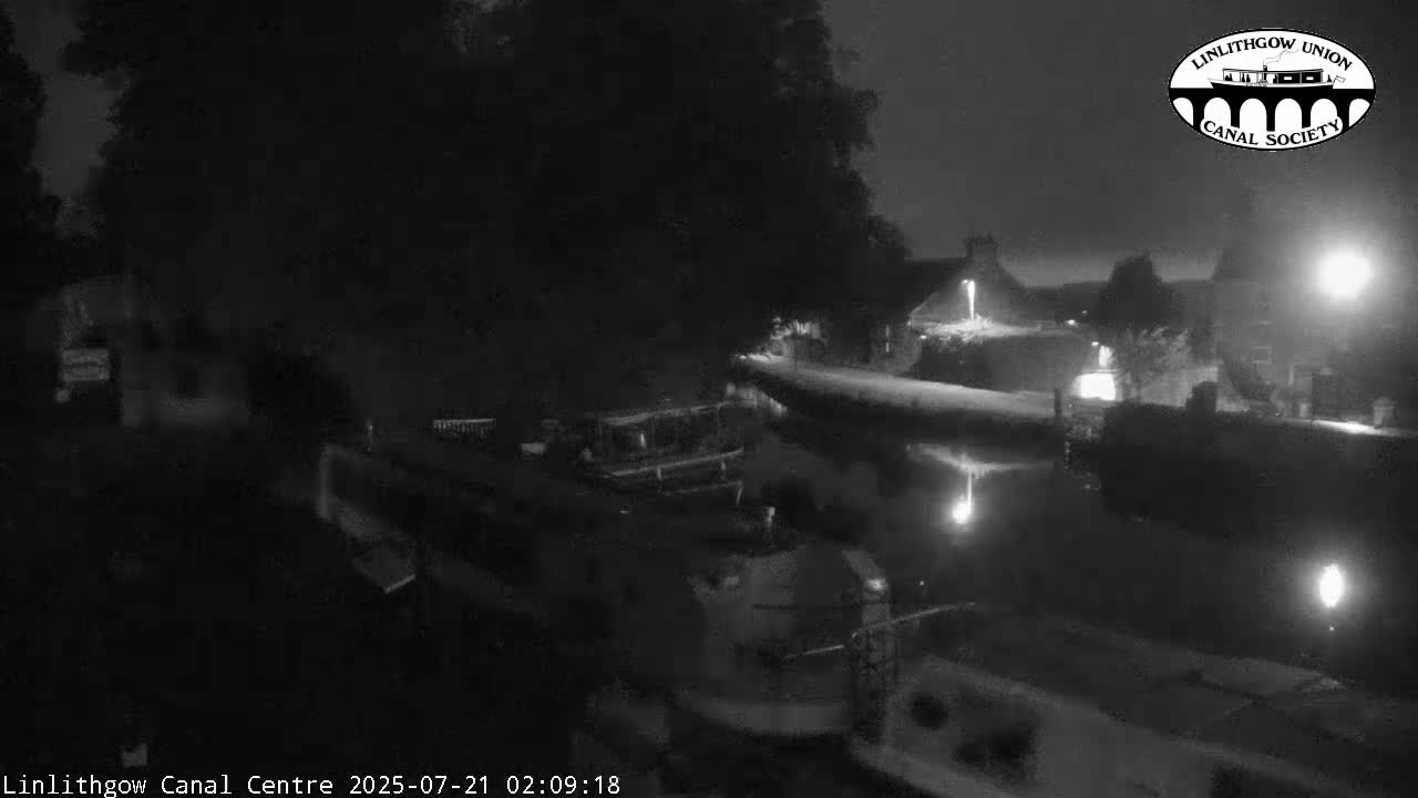 Linlithgow Union Canal Centre Live Cam - Linlithgow, West Lothian, Scotland, United Kingdom