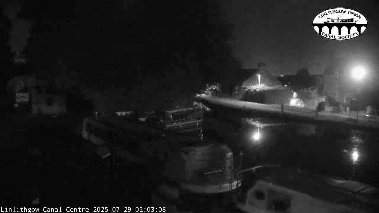 Linlithgow Union Canal Centre Live Cam - Linlithgow, West Lothian, Scotland, United Kingdom