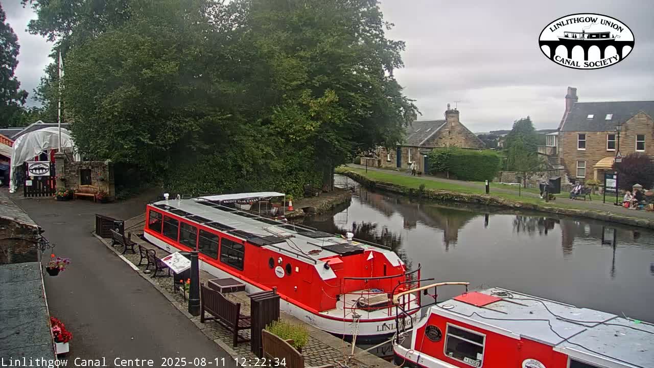 Linlithgow Union Canal Centre Live Cam - Linlithgow, West Lothian, Scotland, United Kingdom