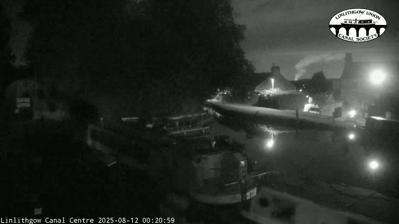 Linlithgow Union Canal Centre Live Cam - Linlithgow, West Lothian, Scotland, United Kingdom