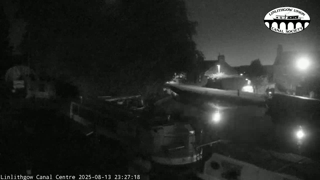 Linlithgow Union Canal Centre Live Cam - Linlithgow, West Lothian, Scotland, United Kingdom