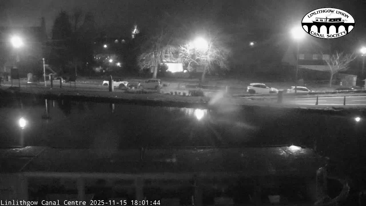 Linlithgow Union Canal Centre Live Cam - Linlithgow, West Lothian, Scotland, United Kingdom