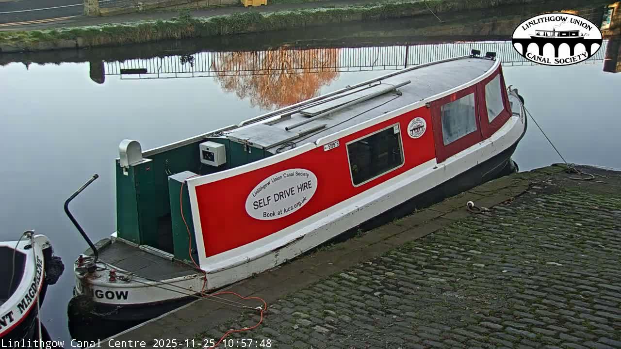 Linlithgow Union Canal Centre Live Cam - Linlithgow, West Lothian, Scotland, United Kingdom