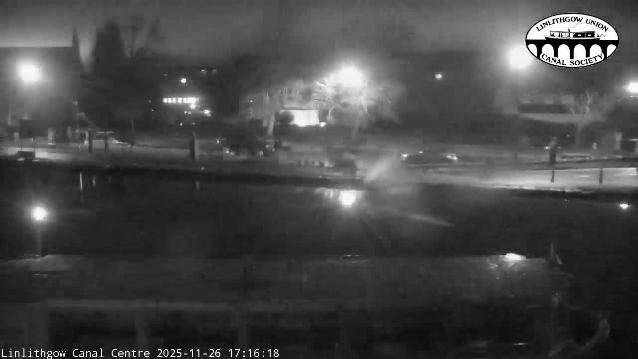 Linlithgow Union Canal Centre Live Cam - Linlithgow, West Lothian, Scotland, United Kingdom