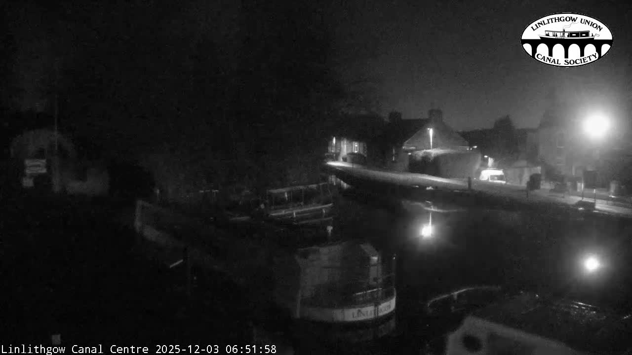 Linlithgow Union Canal Centre Live Cam - Linlithgow, West Lothian, Scotland, United Kingdom