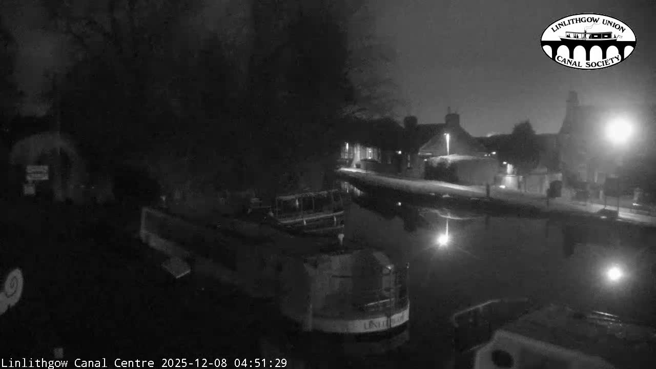 Linlithgow Union Canal Centre Live Cam - Linlithgow, West Lothian, Scotland, United Kingdom
