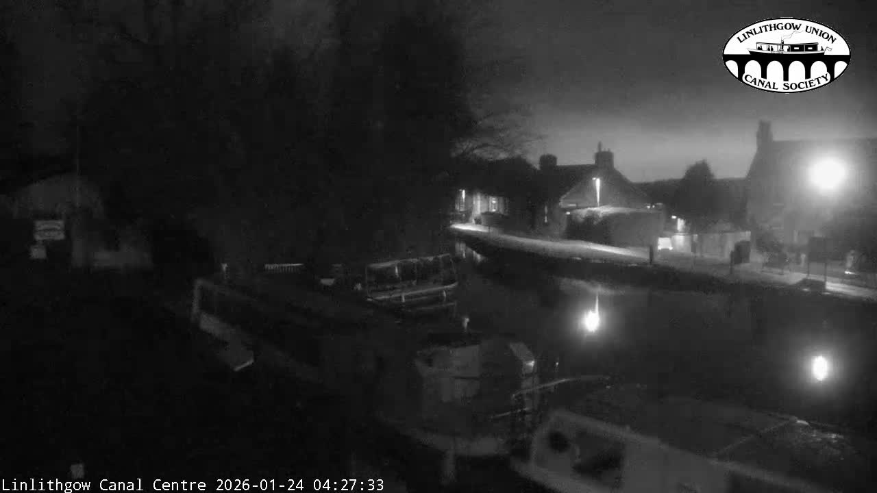 Linlithgow Union Canal Centre Live Cam - Linlithgow, West Lothian, Scotland, United Kingdom