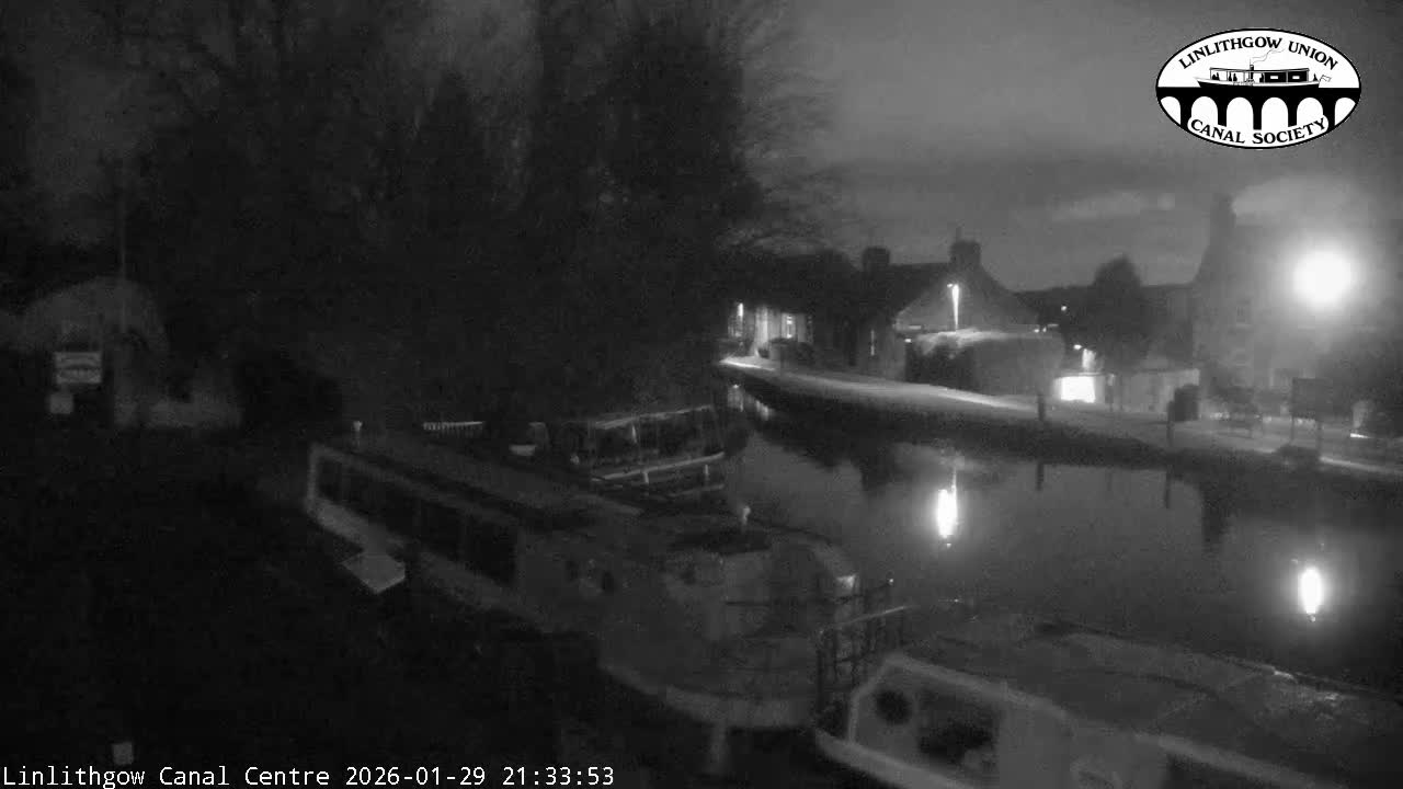 Linlithgow Union Canal Centre Live Cam - Linlithgow, West Lothian, Scotland, United Kingdom