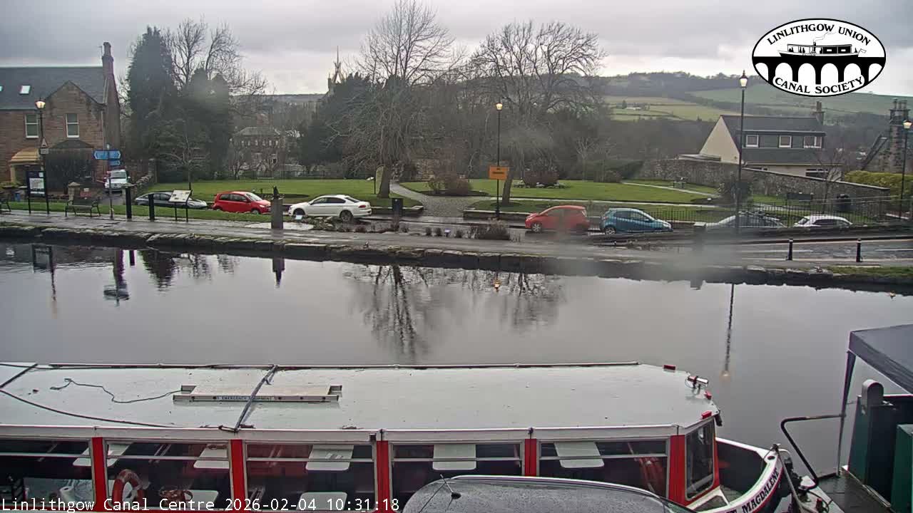 Linlithgow Union Canal Centre Live Cam - Linlithgow, West Lothian, Scotland, United Kingdom