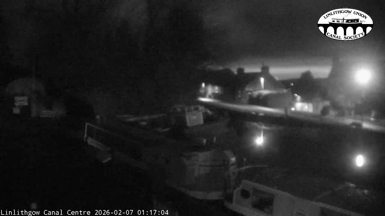 Linlithgow Union Canal Centre Live Cam - Linlithgow, West Lothian, Scotland, United Kingdom