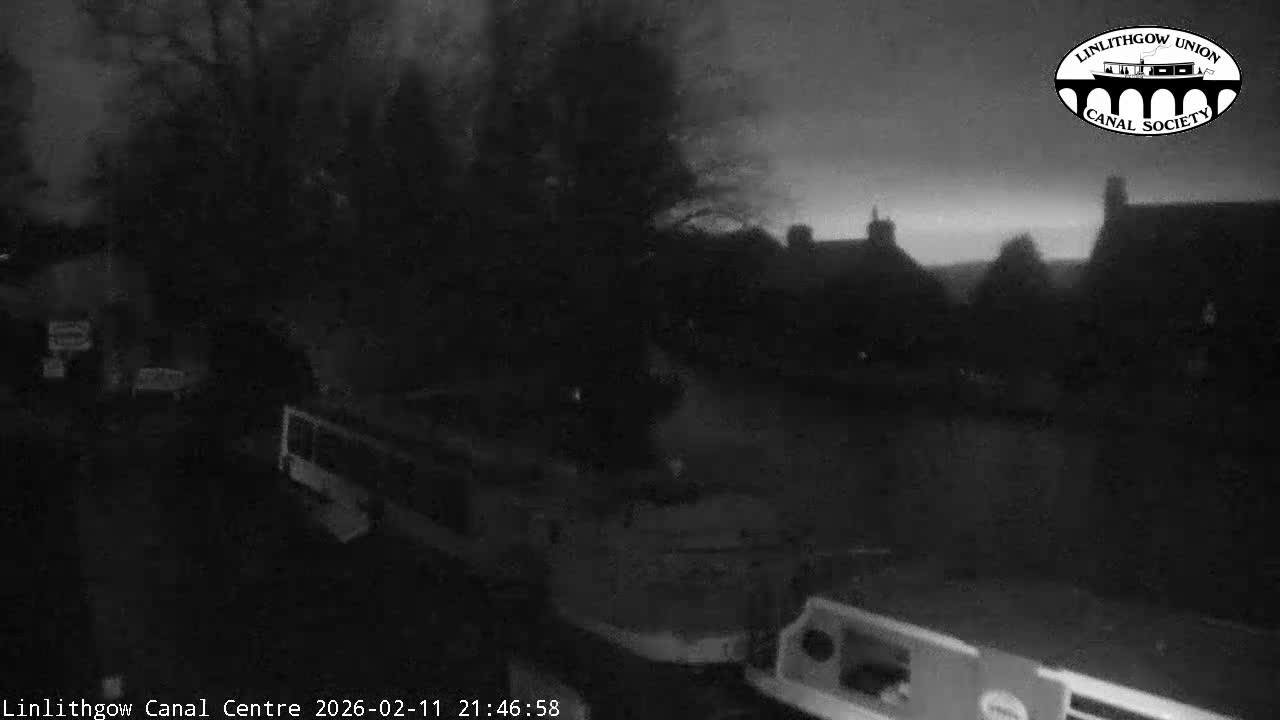 Linlithgow Union Canal Centre Live Cam - Linlithgow, West Lothian, Scotland, United Kingdom