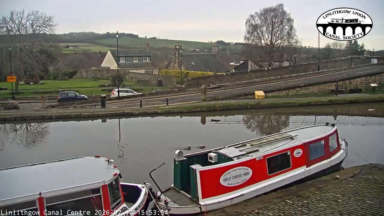 Linlithgow Union Canal Centre Live Cam - Linlithgow, West Lothian, Scotland, United Kingdom