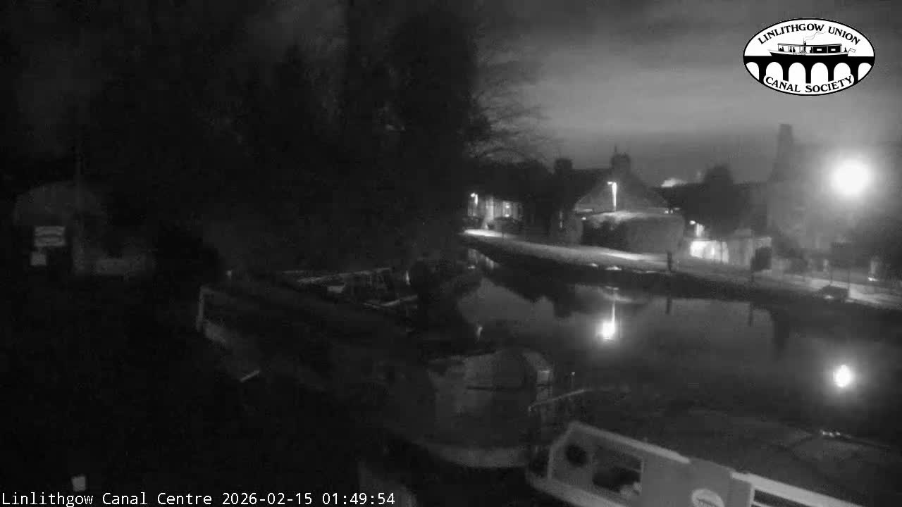 Linlithgow Union Canal Centre Live Cam - Linlithgow, West Lothian, Scotland, United Kingdom
