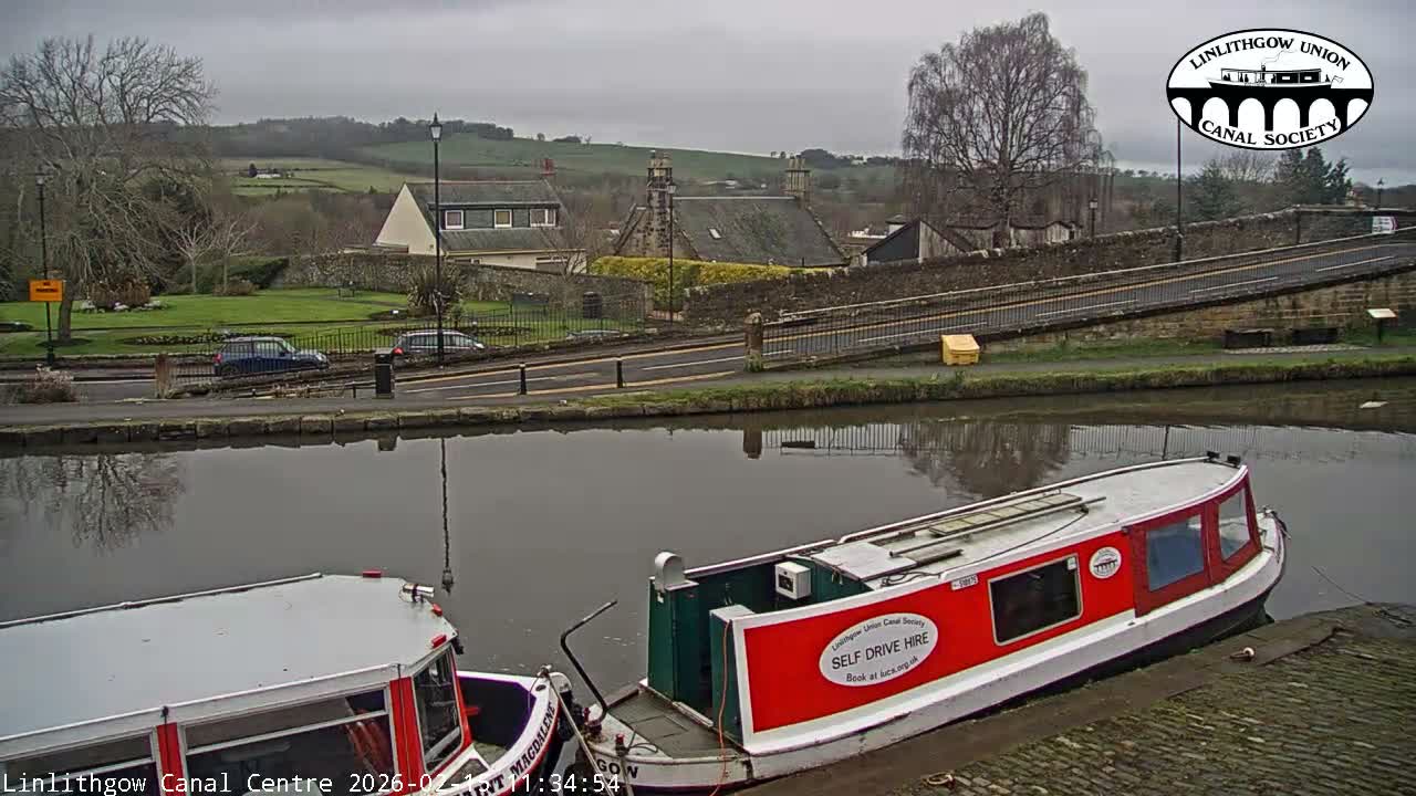 Linlithgow Union Canal Centre Live Cam - Linlithgow, West Lothian, Scotland, United Kingdom