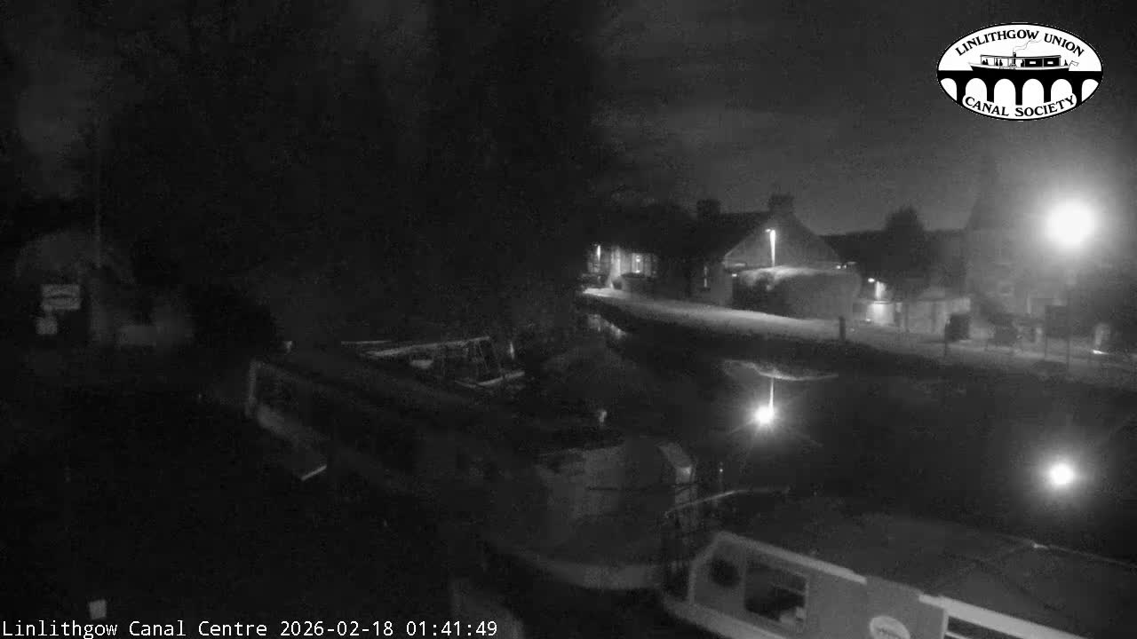 Linlithgow Union Canal Centre Live Cam - Linlithgow, West Lothian, Scotland, United Kingdom