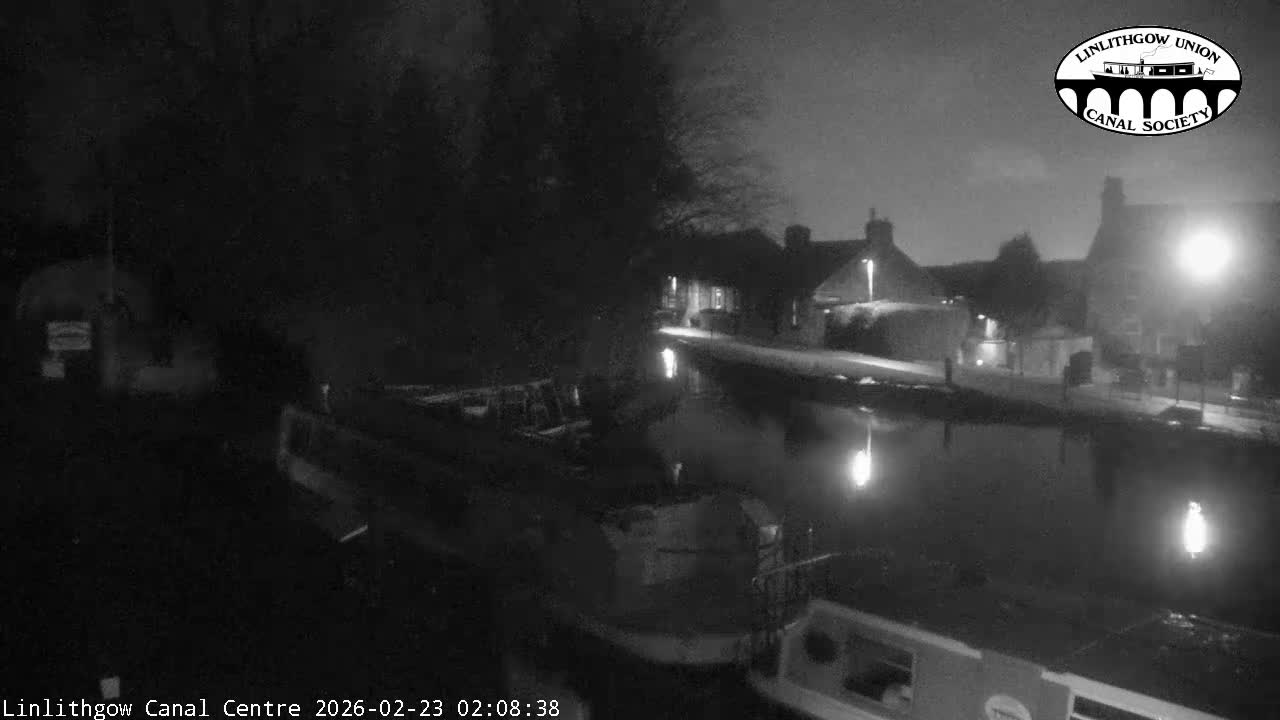 Linlithgow Union Canal Centre Live Cam - Linlithgow, West Lothian, Scotland, United Kingdom