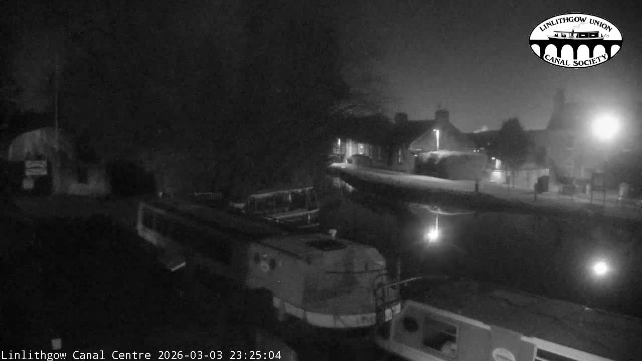Linlithgow Union Canal Centre Live Cam - Linlithgow, West Lothian, Scotland, United Kingdom