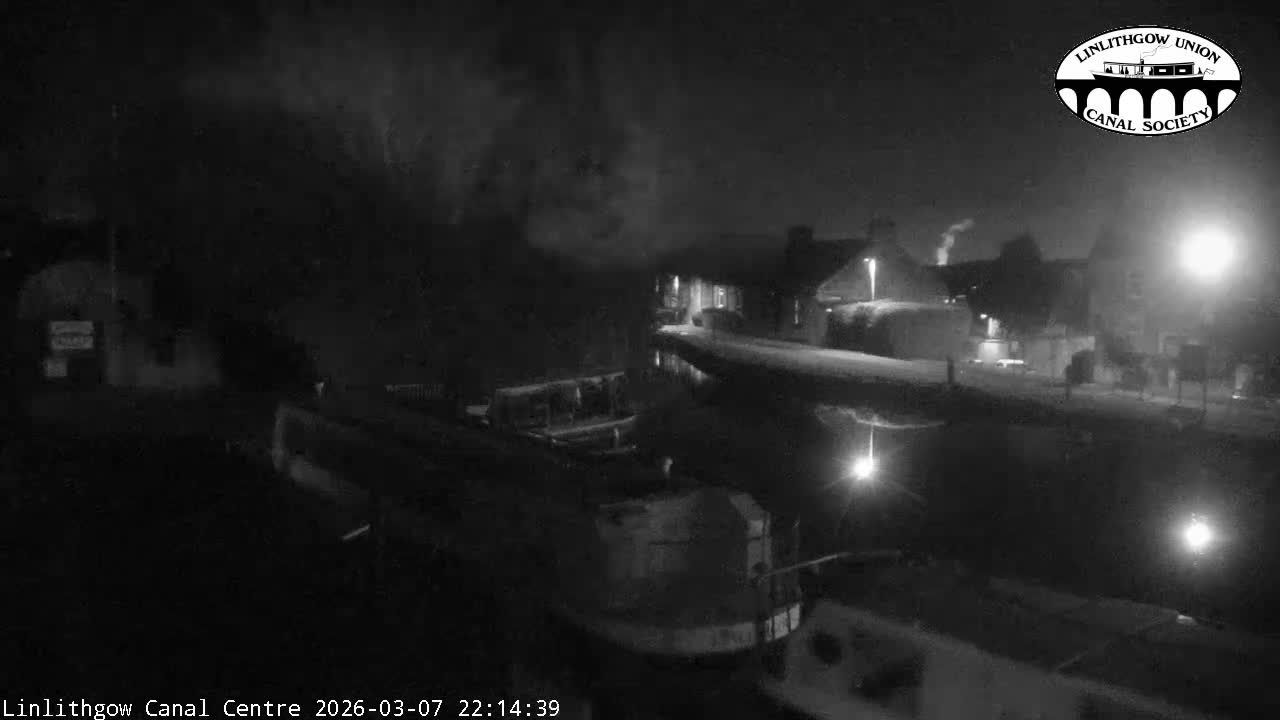 Linlithgow Union Canal Centre Live Cam - Linlithgow, West Lothian, Scotland, United Kingdom