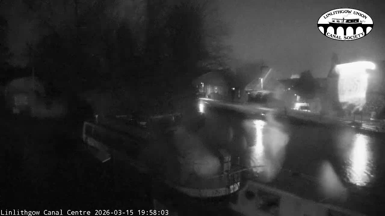 Linlithgow Union Canal Centre Live Cam - Linlithgow, West Lothian, Scotland, United Kingdom