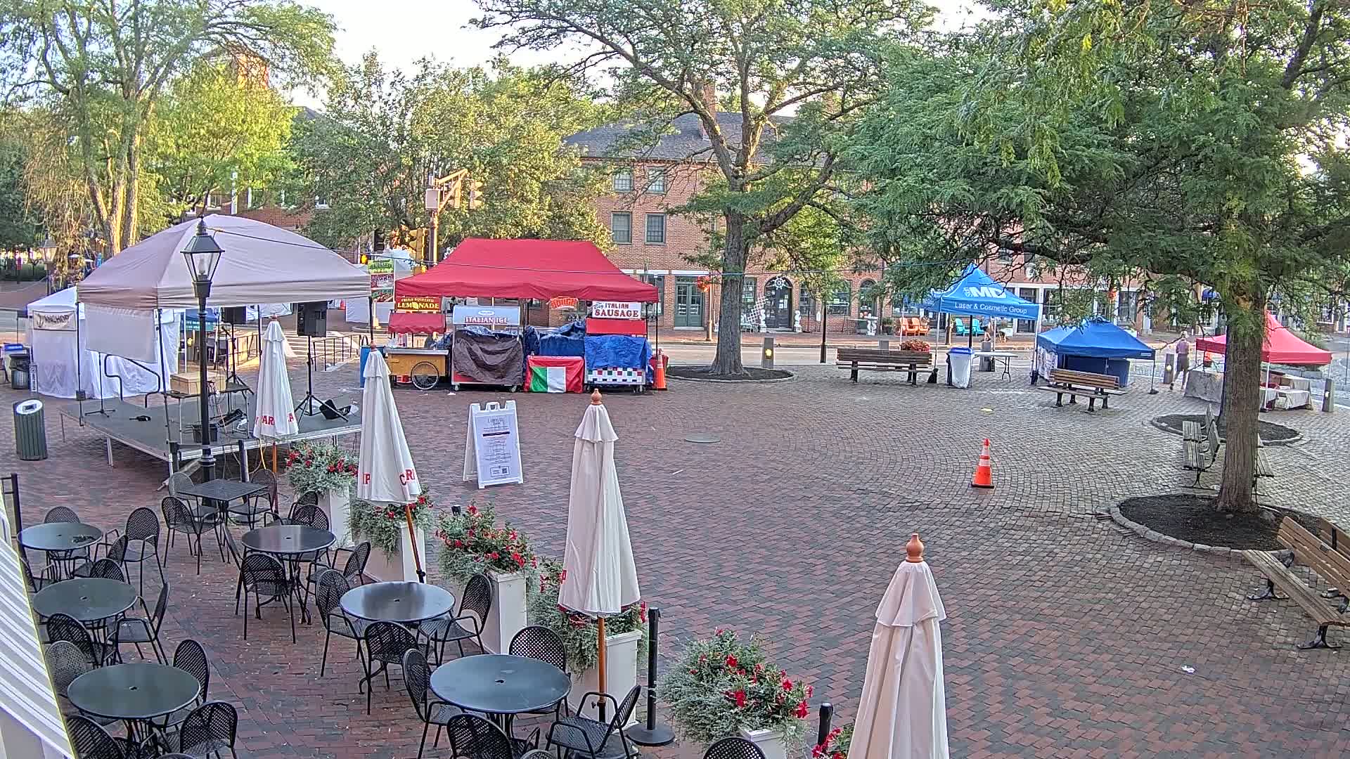 Newburyport, Market Square West Live Cam - Newburyport, Essex, Massachusetts, USA