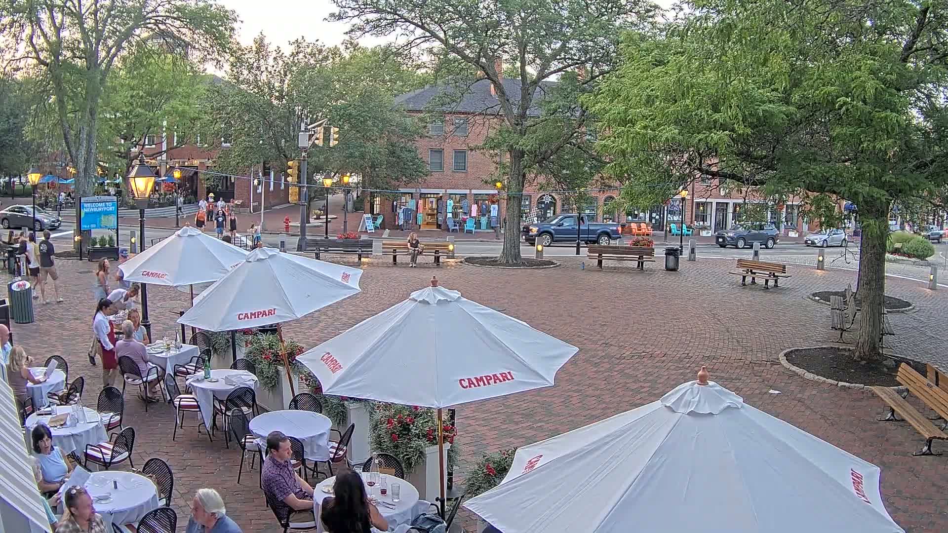 Newburyport, Market Square West Live Cam - Newburyport, Essex, Massachusetts, USA