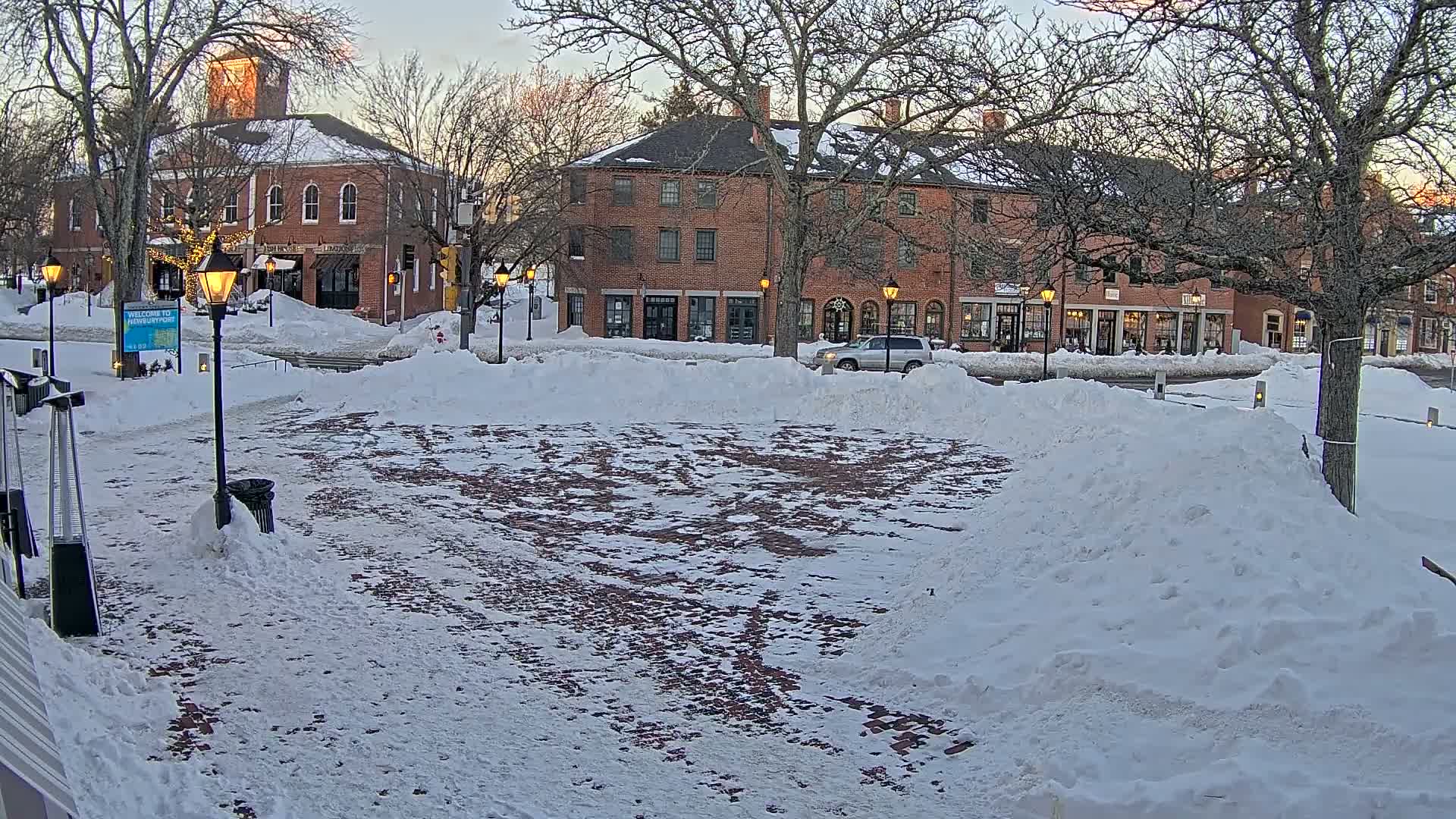 Newburyport, Market Square West Live Cam - Newburyport, Essex, Massachusetts, USA