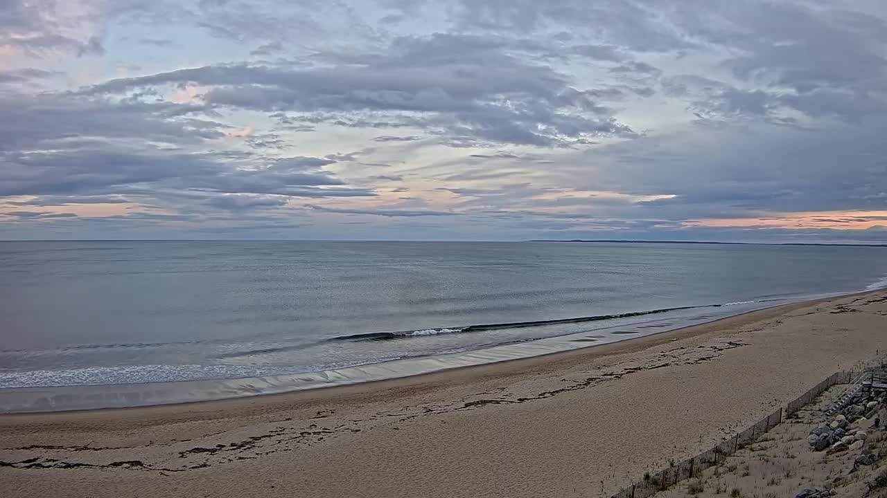 Newburyport, Plum Island Beach South Live Cam - Newburyport, Essex, Massachusetts, USA