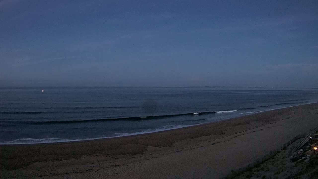 Newburyport, Plum Island Beach South Live Cam - Newburyport, Essex, Massachusetts, USA